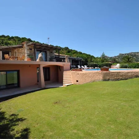 Holiday Homes In Pantogia 35921 Holiday home