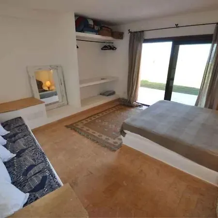 Holiday Homes In Pantogia 35921 度假居 *